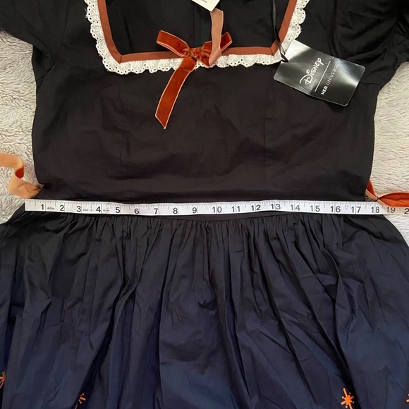 Her Universe Hocus Pocus Dress - Picture 4 of 4